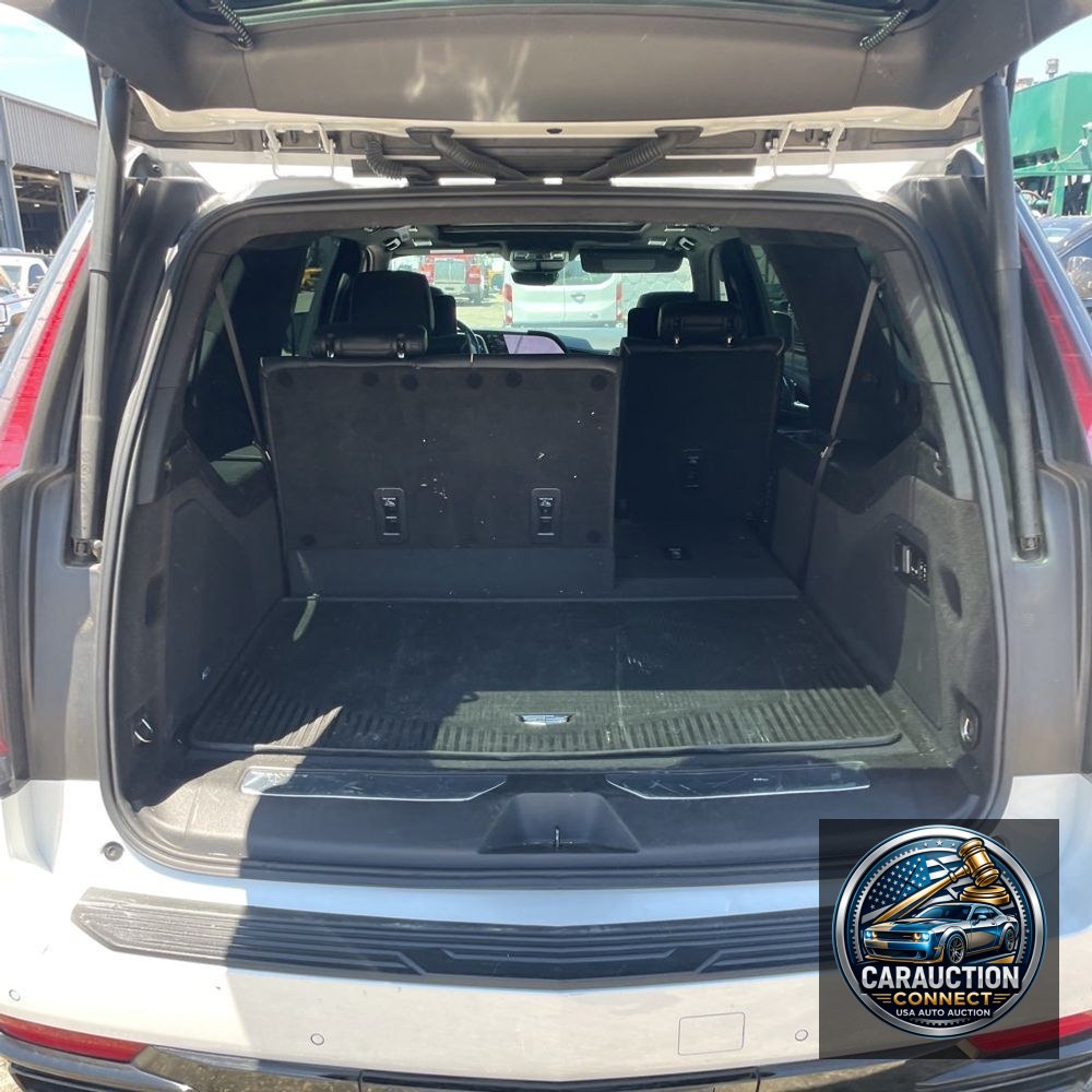 2023 Cadillac Escalade ESV Sport Platinum