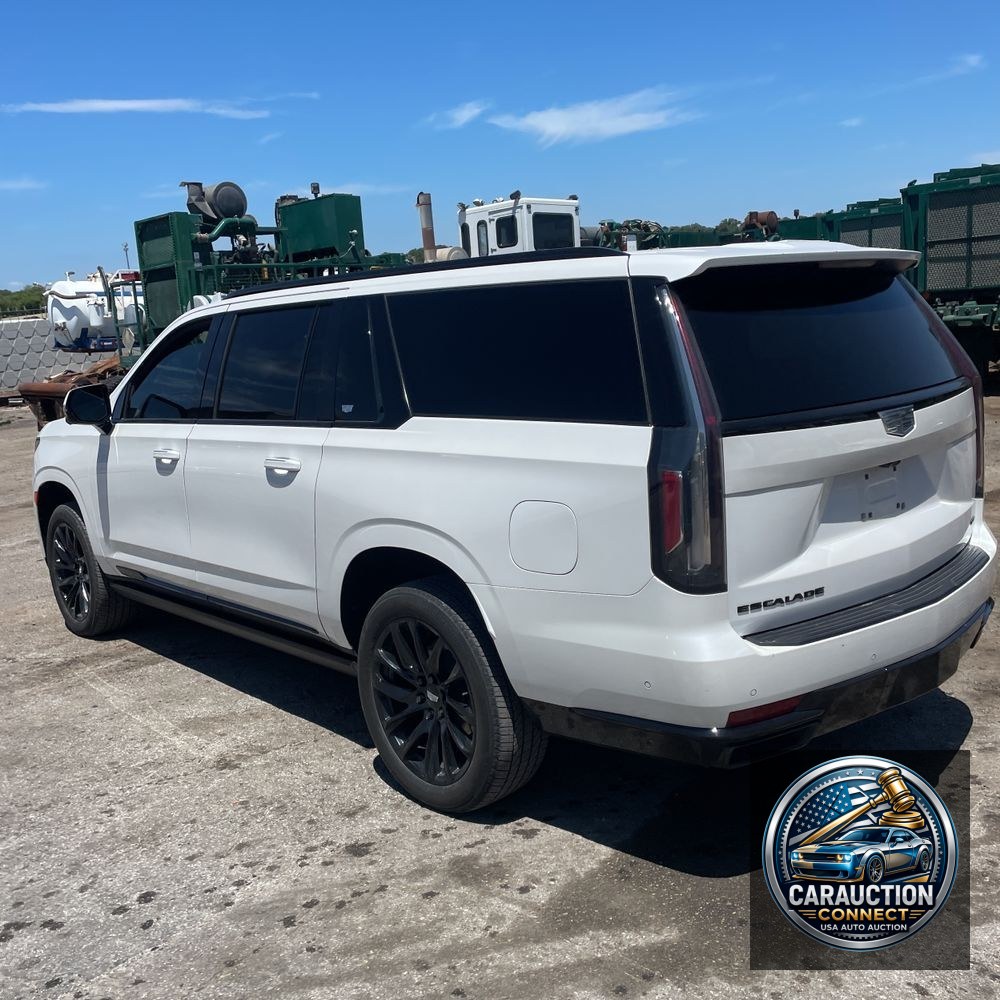 2023 Cadillac Escalade ESV Sport Platinum