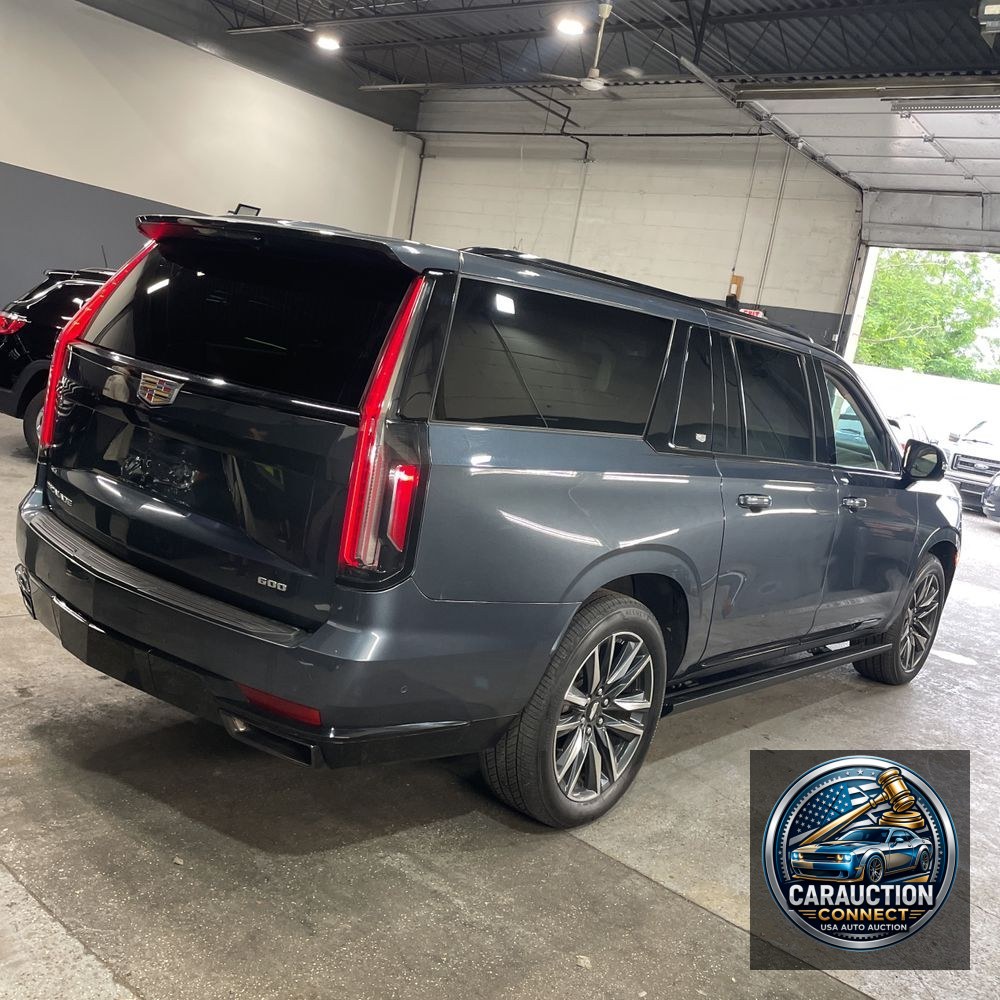 2021 Cadillac Escalade ESV Sport Platinum