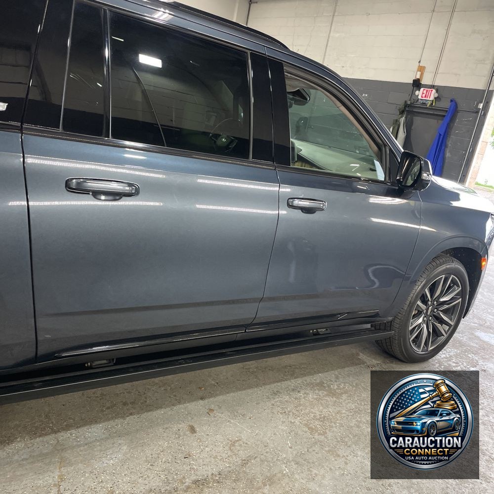 2021 Cadillac Escalade ESV Sport Platinum