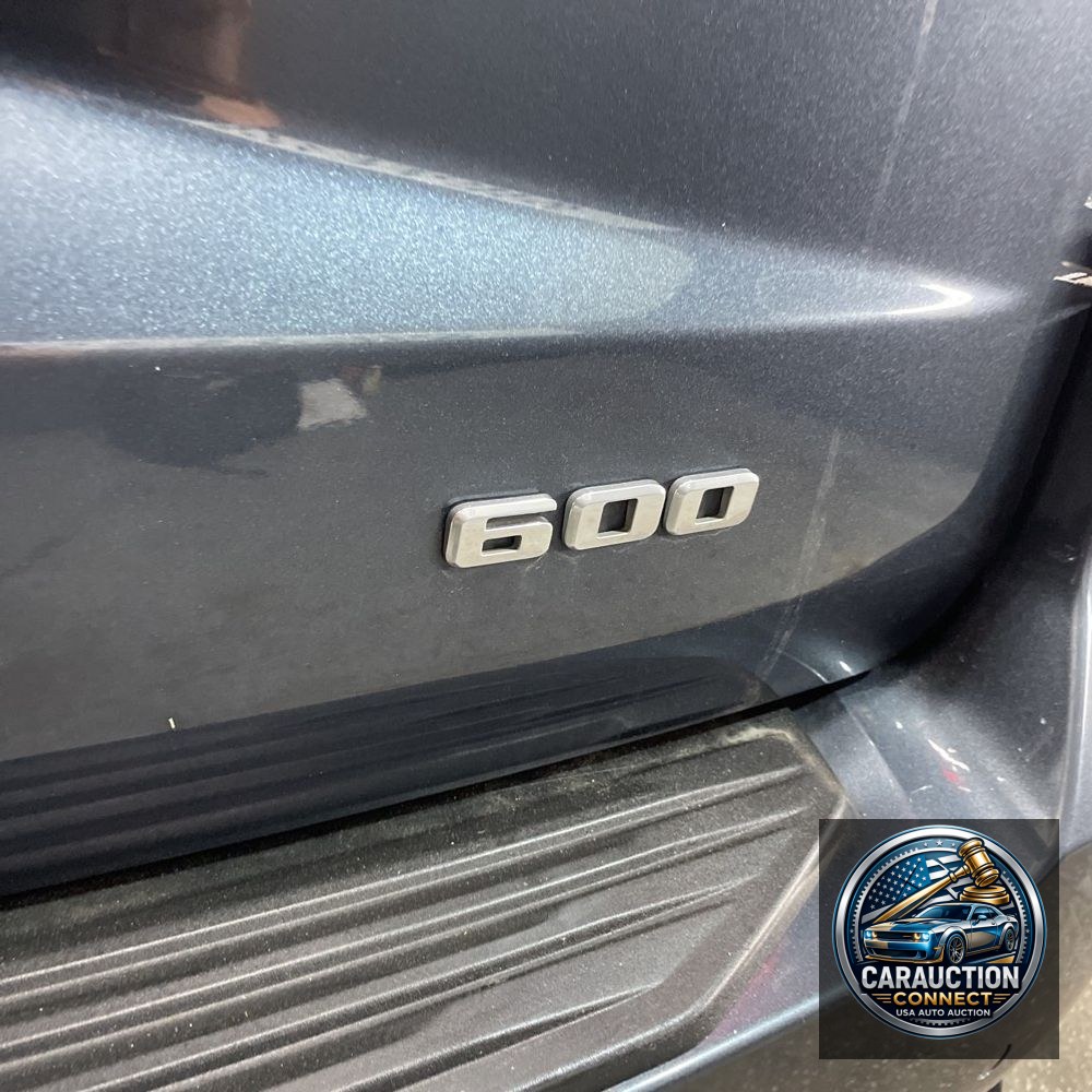 2021 Cadillac Escalade ESV Sport Platinum