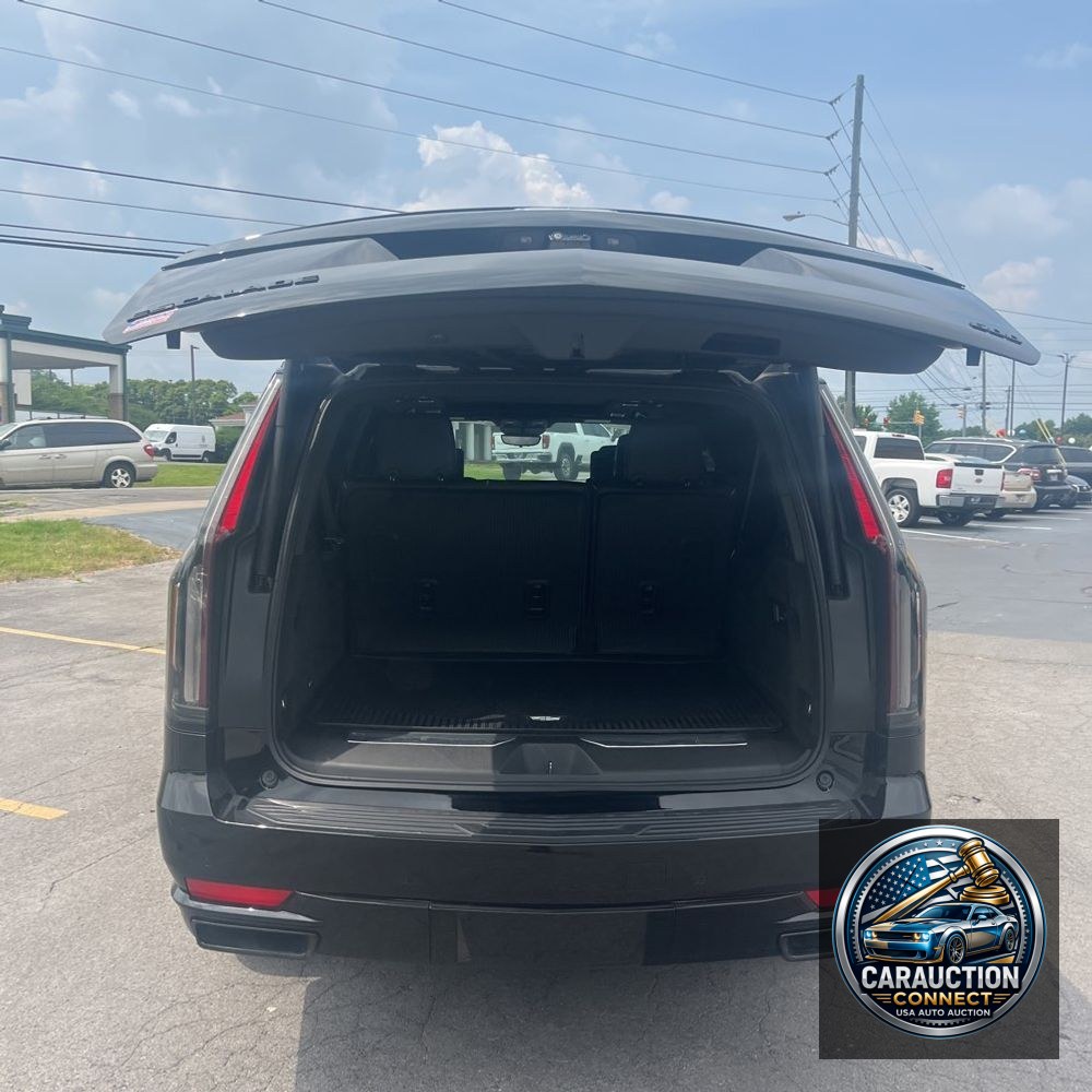 2022 Cadillac Escalade ESV Sport Platinum