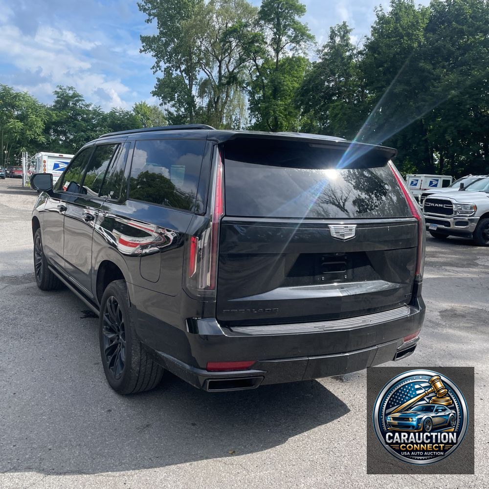 2022 Cadillac Escalade ESV Sport Platinum
