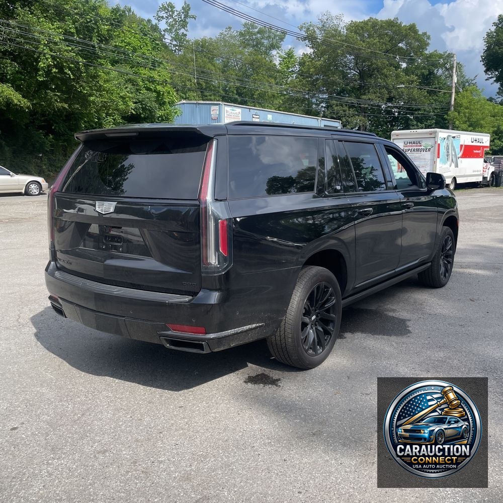 2022 Cadillac Escalade ESV Sport Platinum