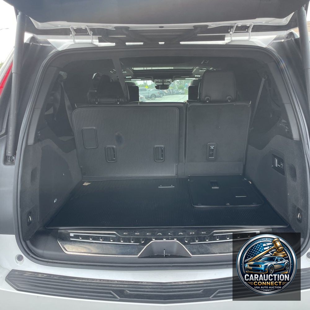 2023 Cadillac Escalade ESV Sport Platinum