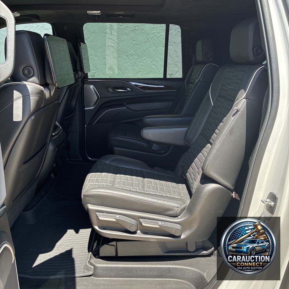 2021 Cadillac Escalade ESV Sport Platinum