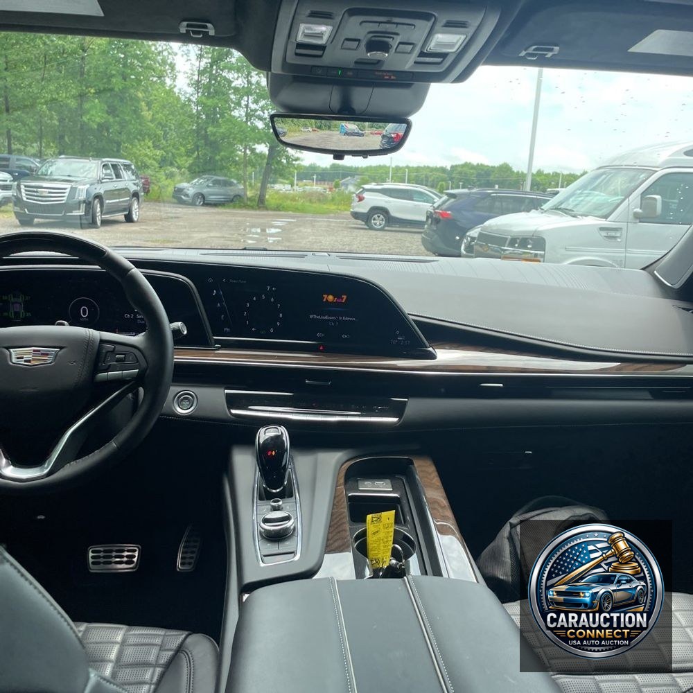 2024 Cadillac Escalade ESV Sport Platinum