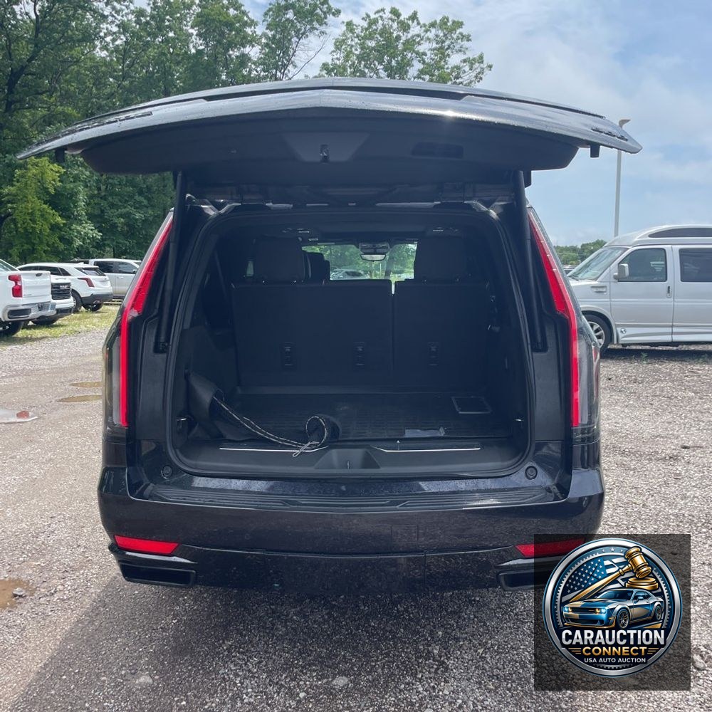 2024 Cadillac Escalade ESV Sport Platinum