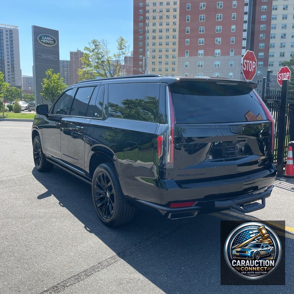 2022 Cadillac Escalade ESV Sport Platinum
