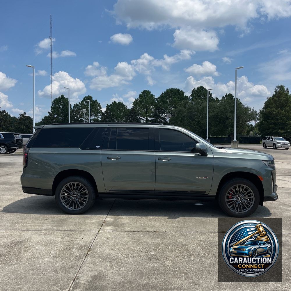 2023 Cadillac Escalade-V ESV Base
