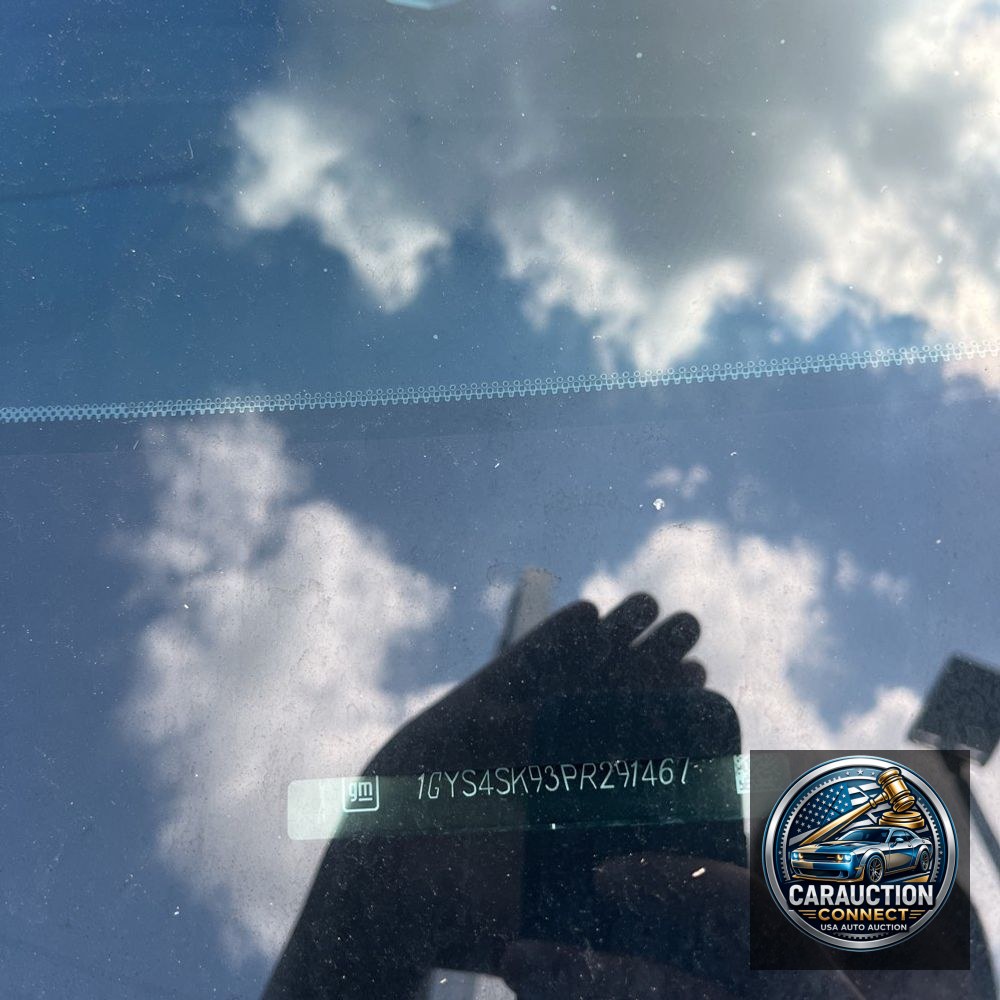 2023 Cadillac Escalade-V ESV Base