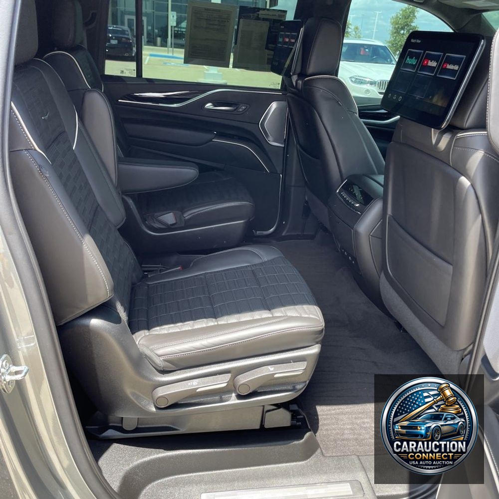 2023 Cadillac Escalade-V ESV Base