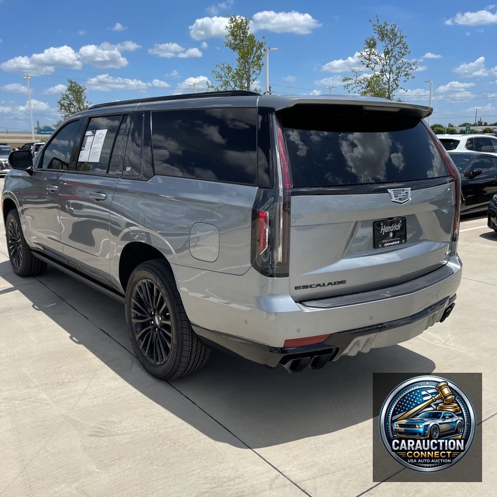 2023 Cadillac Escalade-V ESV Base