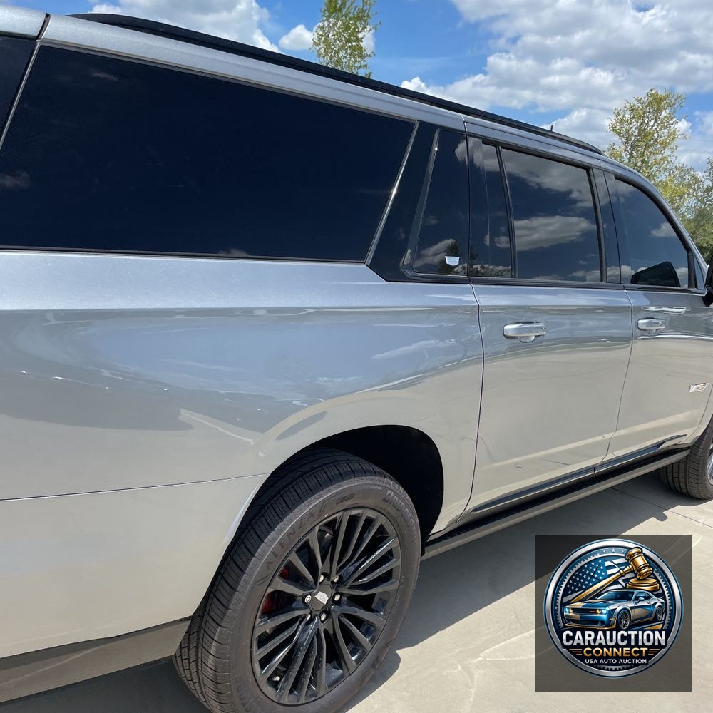 2023 Cadillac Escalade-V ESV Base