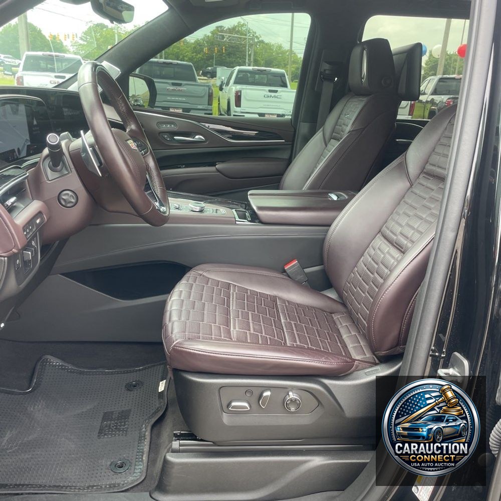 2023 Cadillac Escalade-V ESV Base