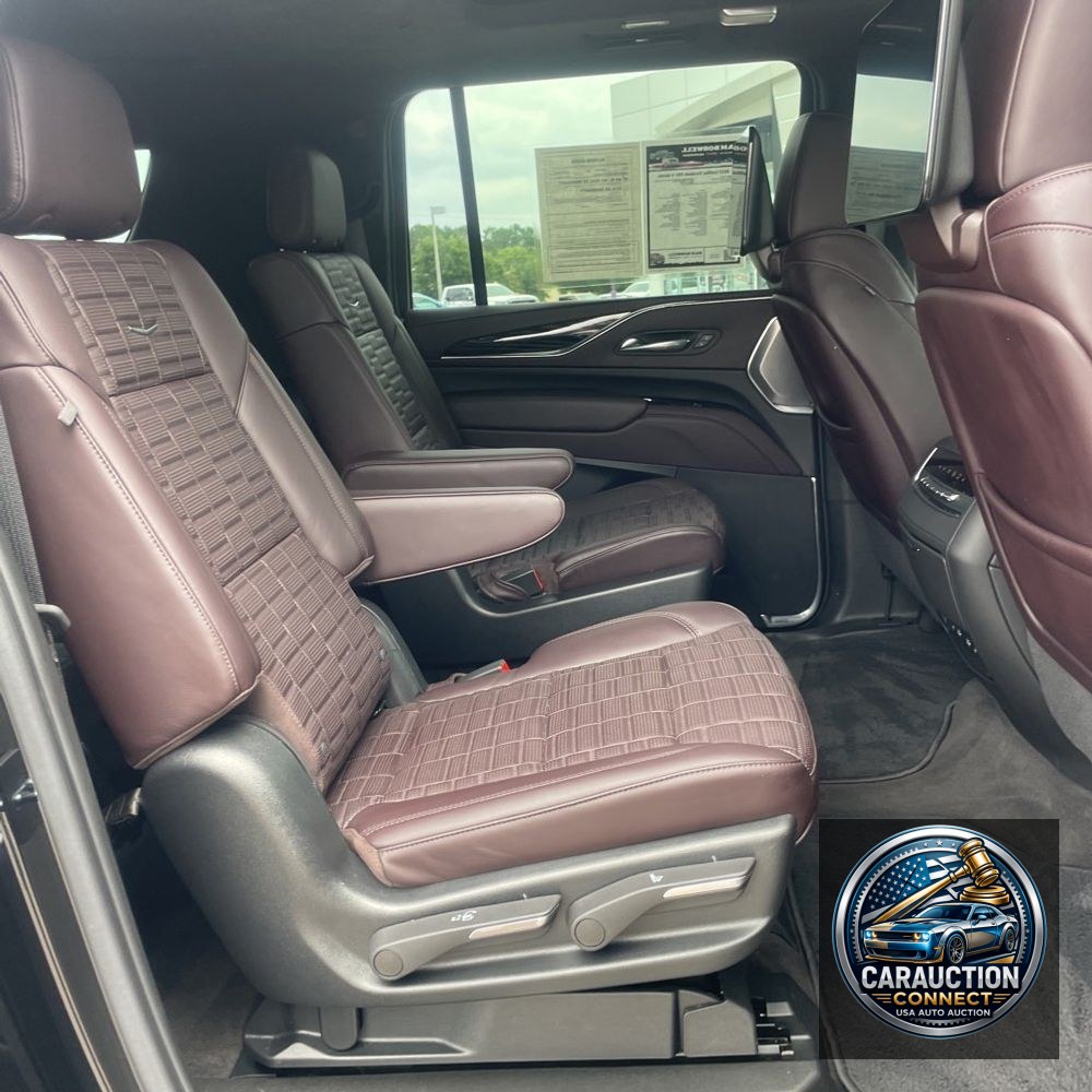 2023 Cadillac Escalade-V ESV Base