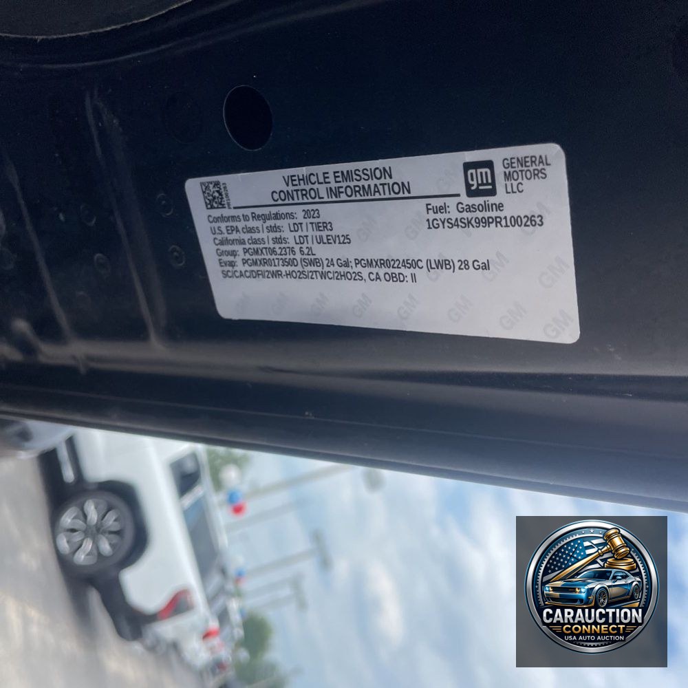 2023 Cadillac Escalade-V ESV Base