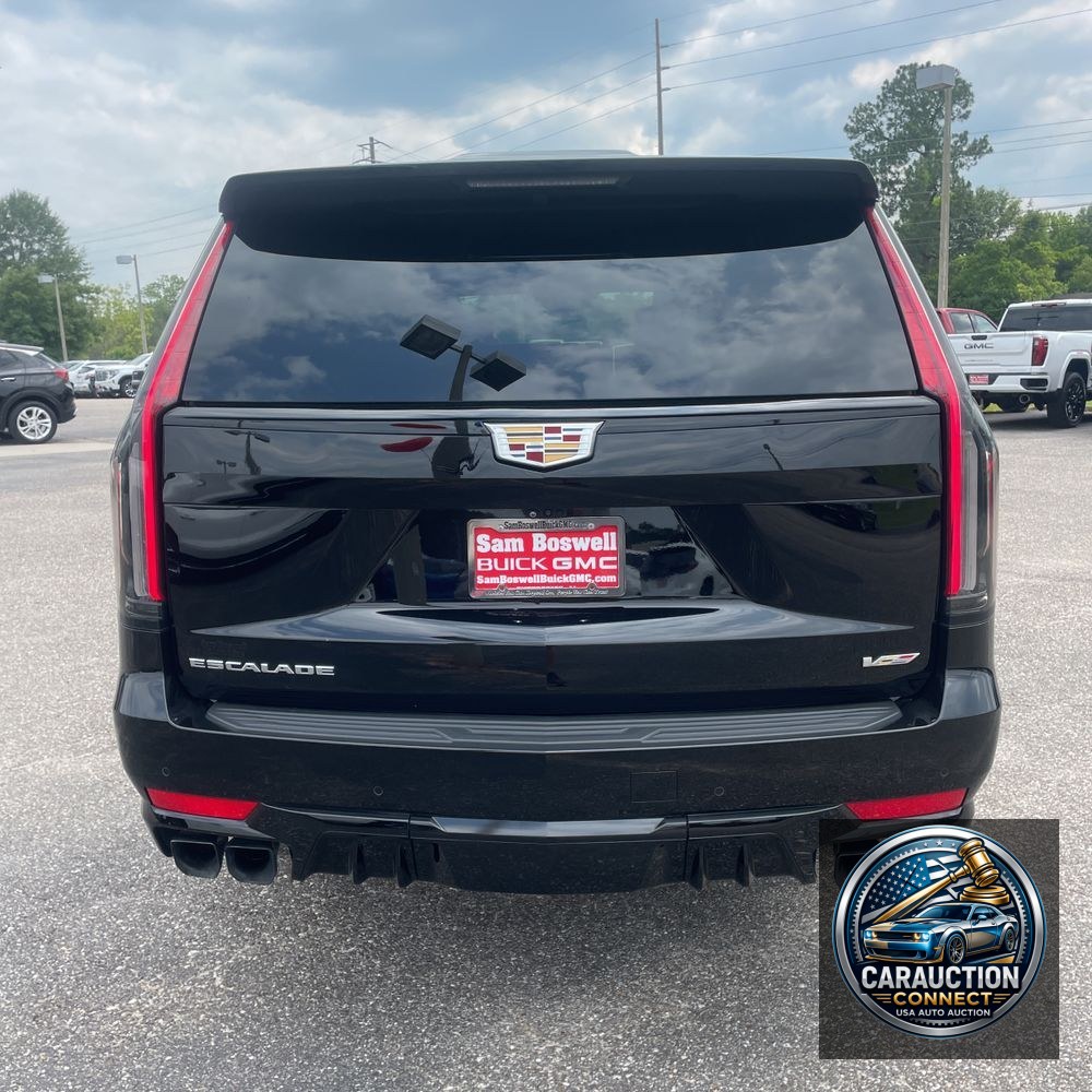 2023 Cadillac Escalade-V ESV Base