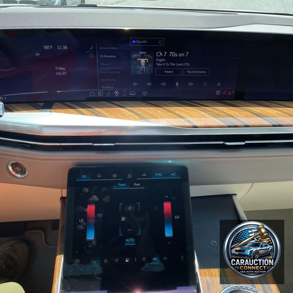 2025 Cadillac Escalade Premium Luxury Platinum