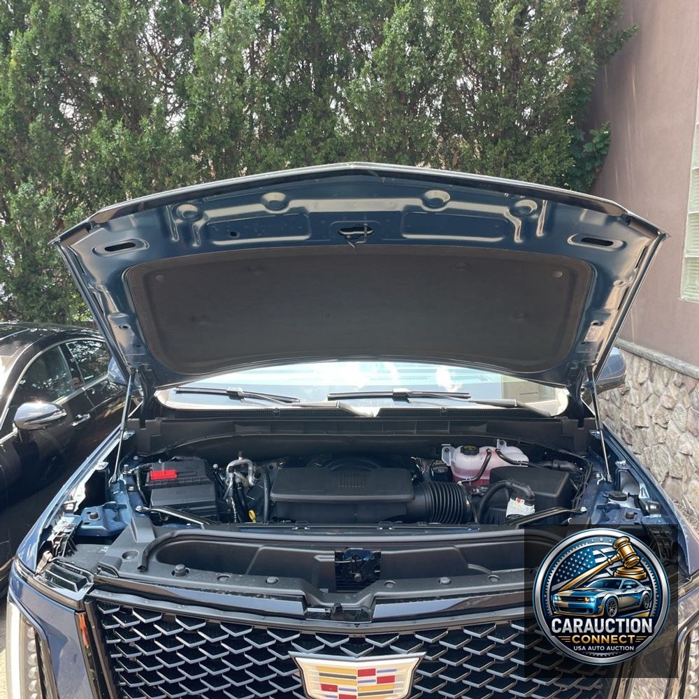 2025 Cadillac Escalade Sport
