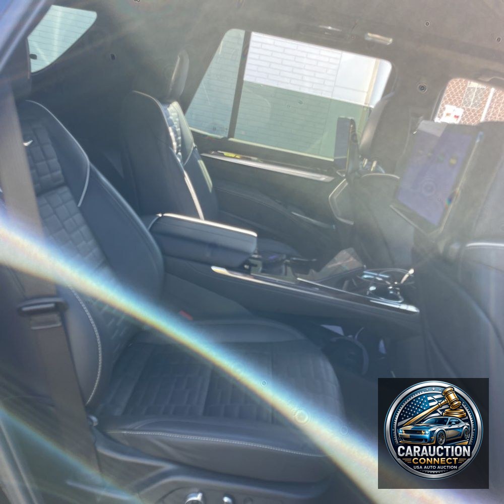 2025 Cadillac Escalade Sport Platinum