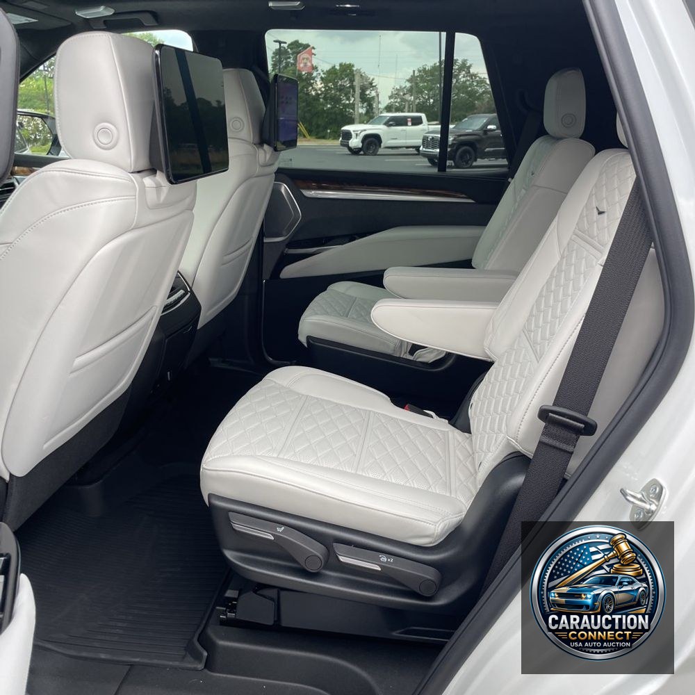 2025 Cadillac Escalade Sport Platinum