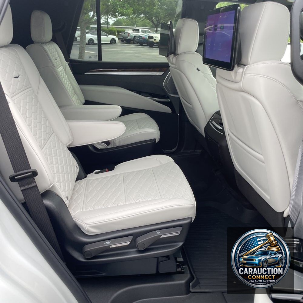 2025 Cadillac Escalade Sport Platinum