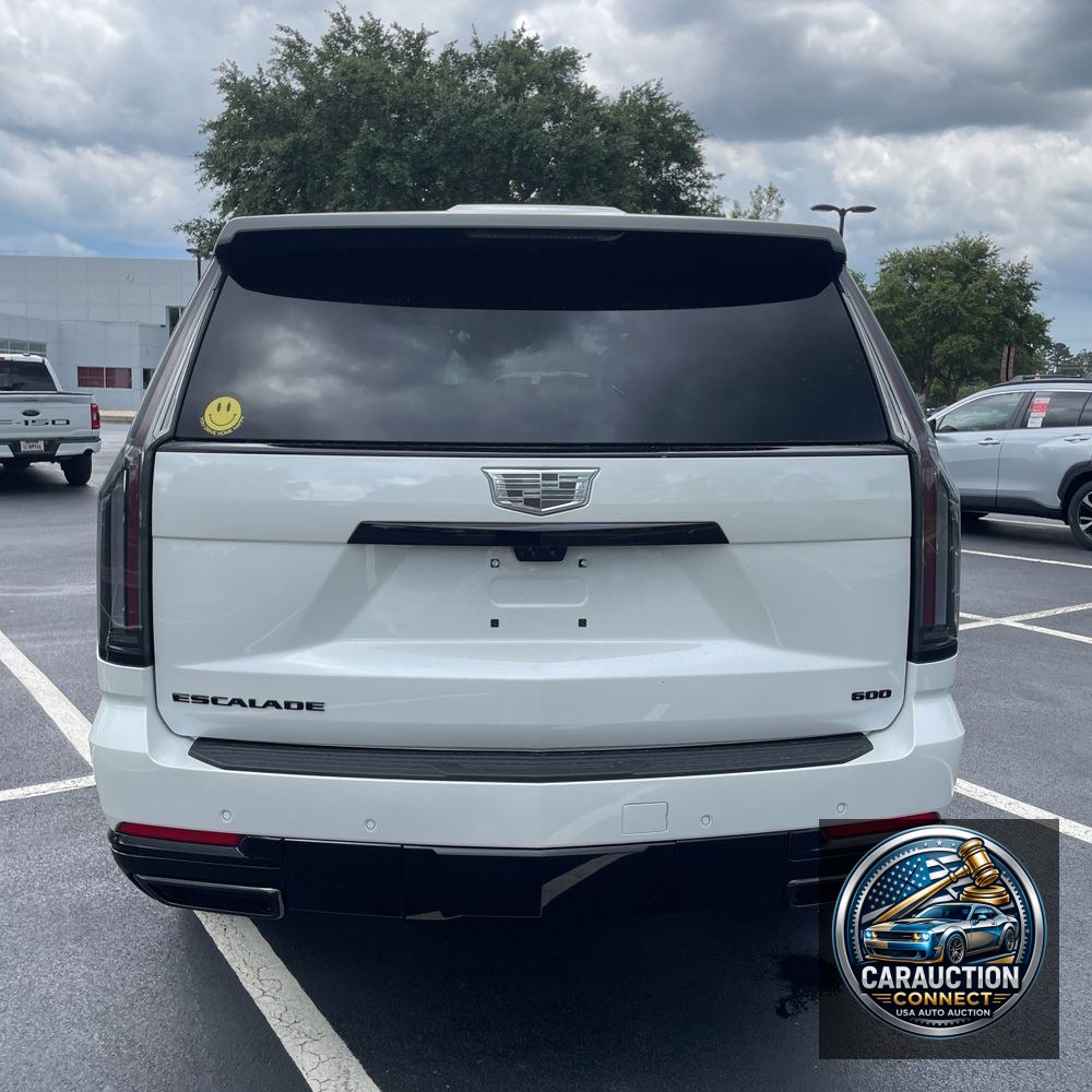 2025 Cadillac Escalade Sport Platinum