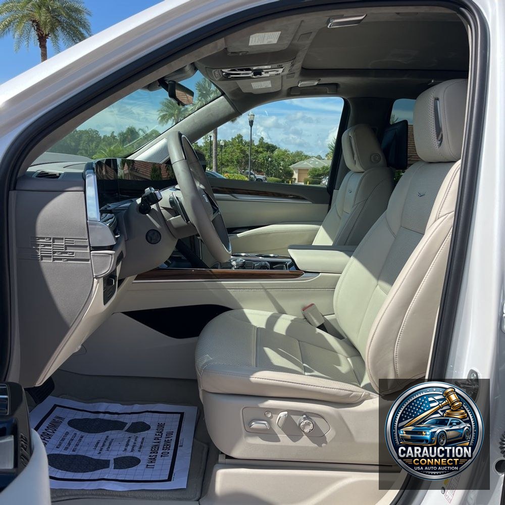 2025 Cadillac Escalade Sport Platinum