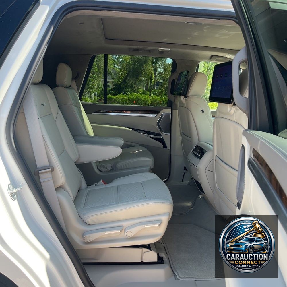 2025 Cadillac Escalade Sport Platinum