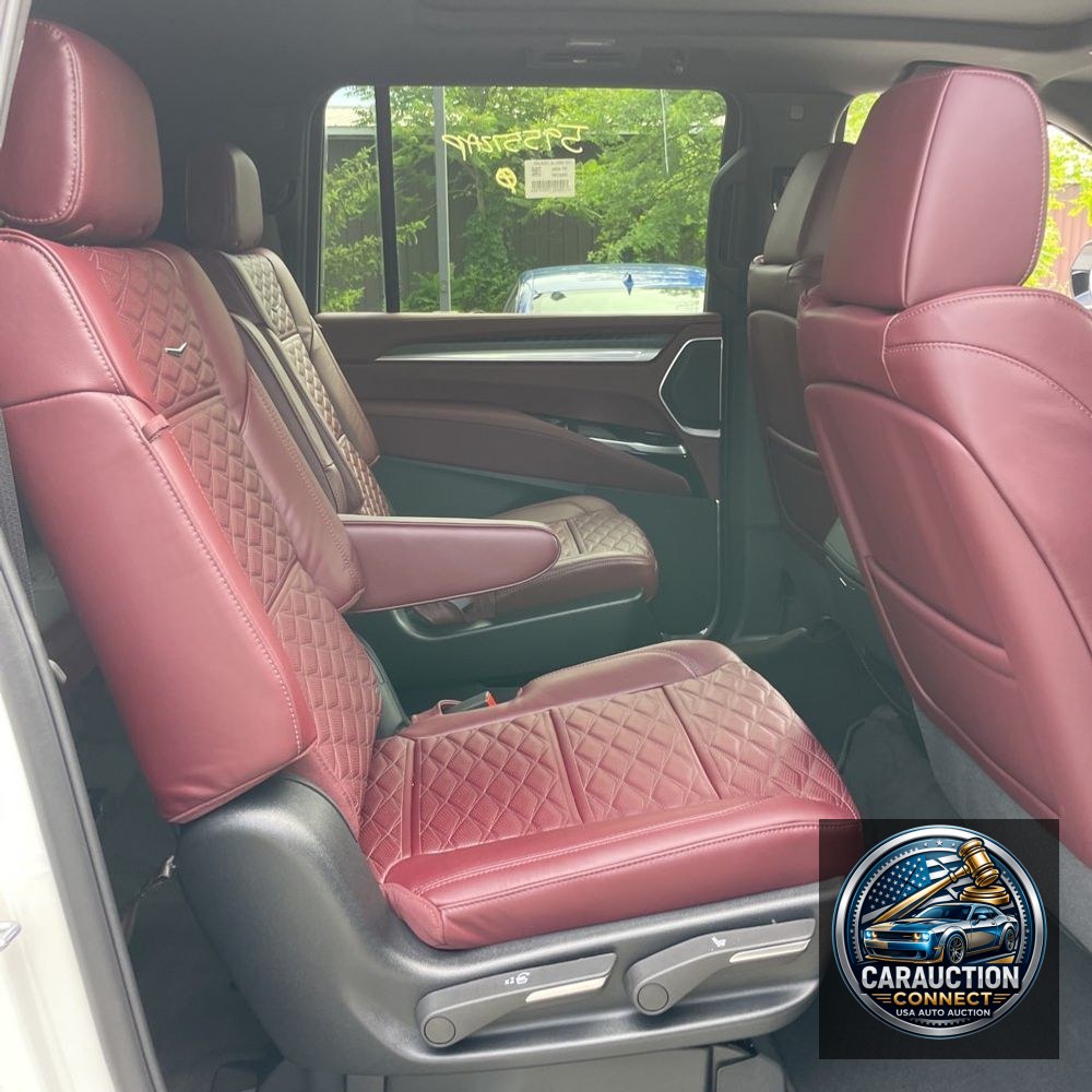 2025 Cadillac Escalade ESV Sport