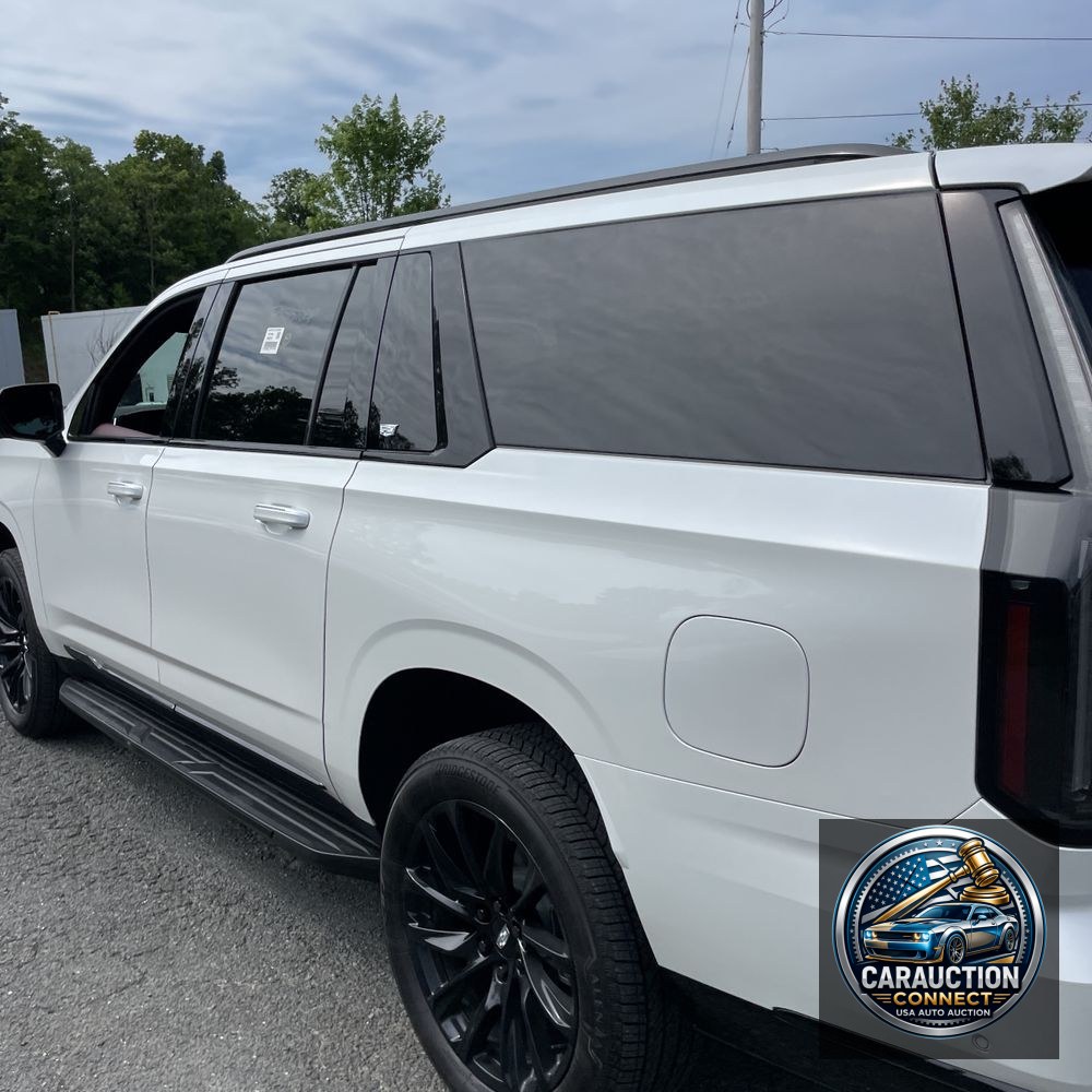 2025 Cadillac Escalade ESV Sport