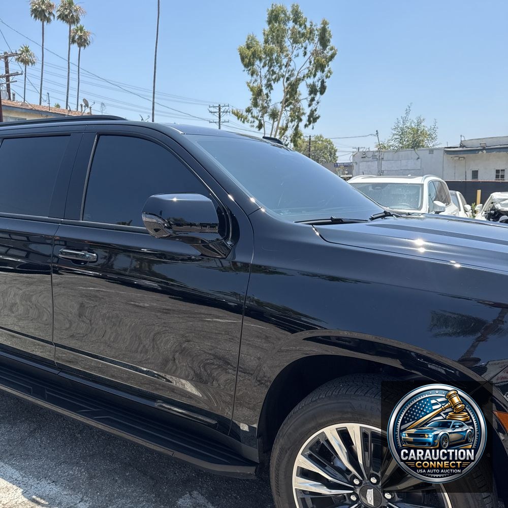 2025 Cadillac Escalade ESV Sport