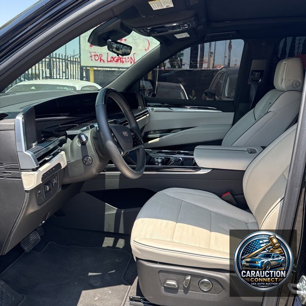 2025 Cadillac Escalade ESV Sport