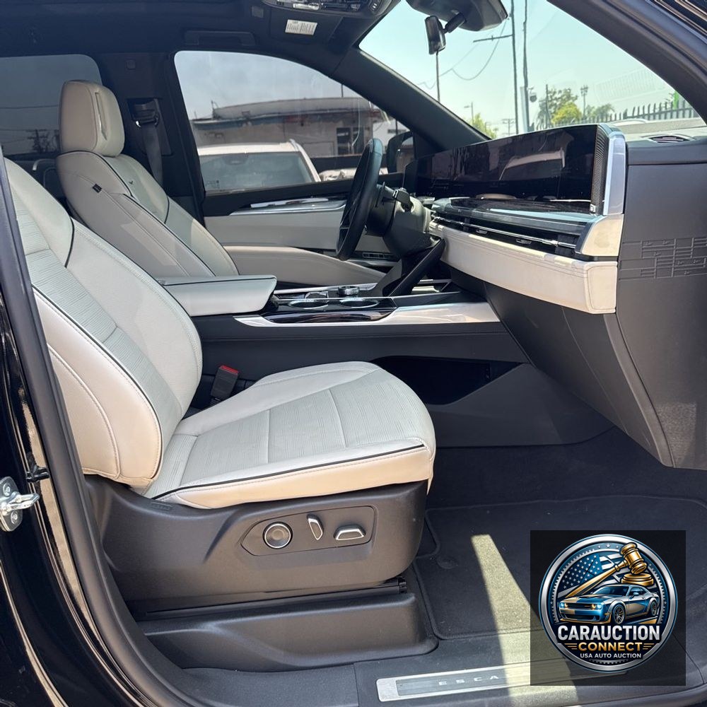 2025 Cadillac Escalade ESV Sport