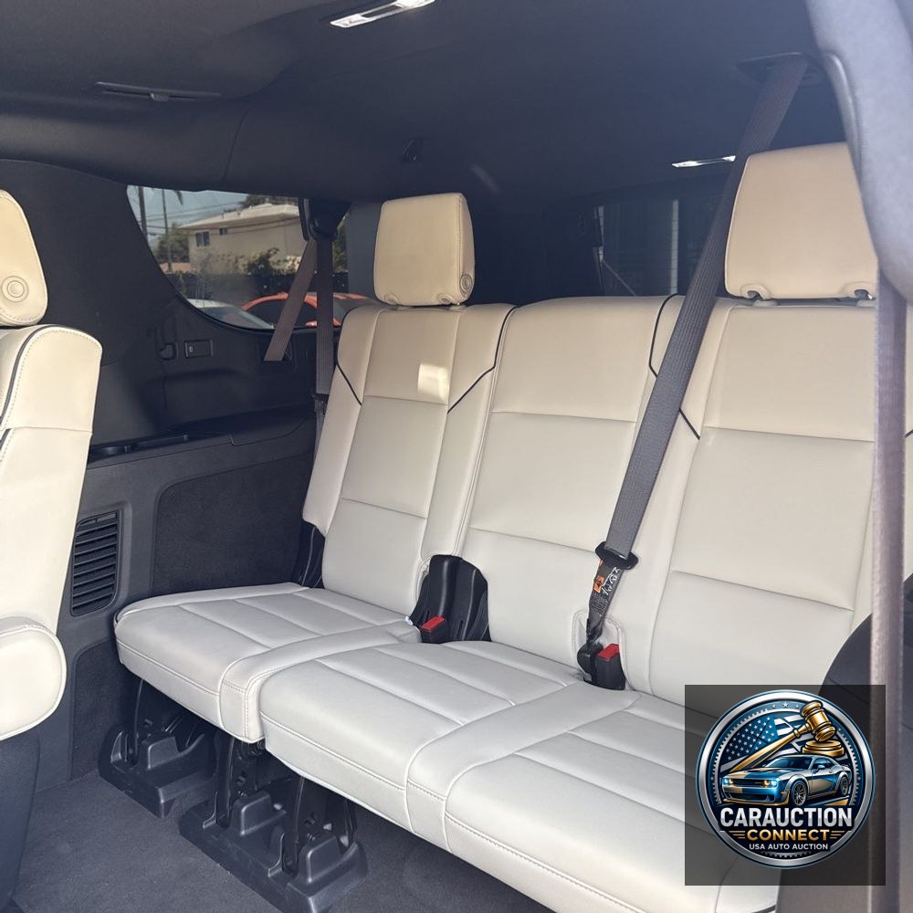2025 Cadillac Escalade ESV Sport