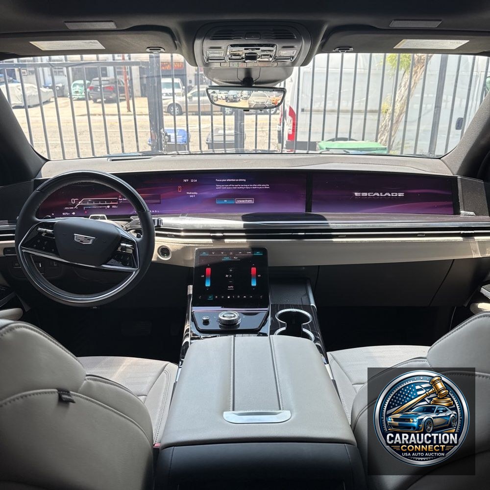 2025 Cadillac Escalade ESV Sport