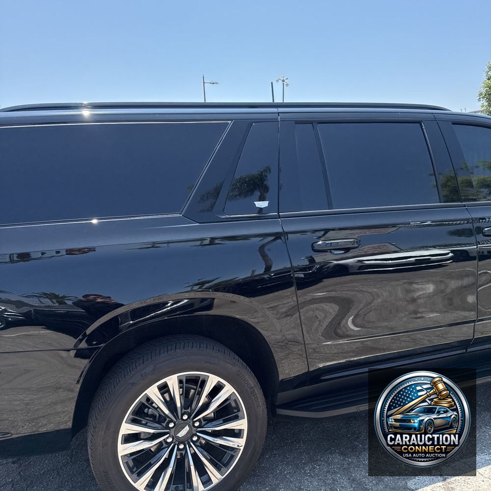 2025 Cadillac Escalade ESV Sport
