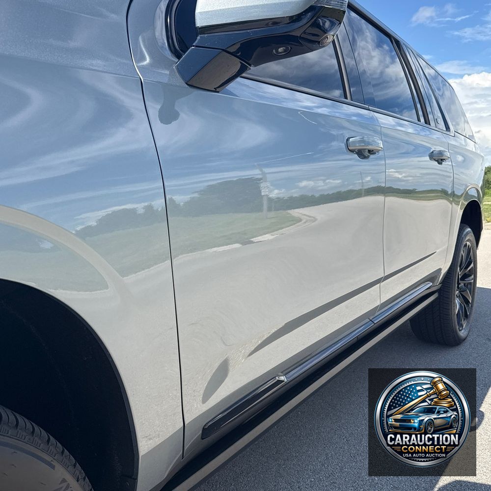 2025 Cadillac Escalade ESV Sport