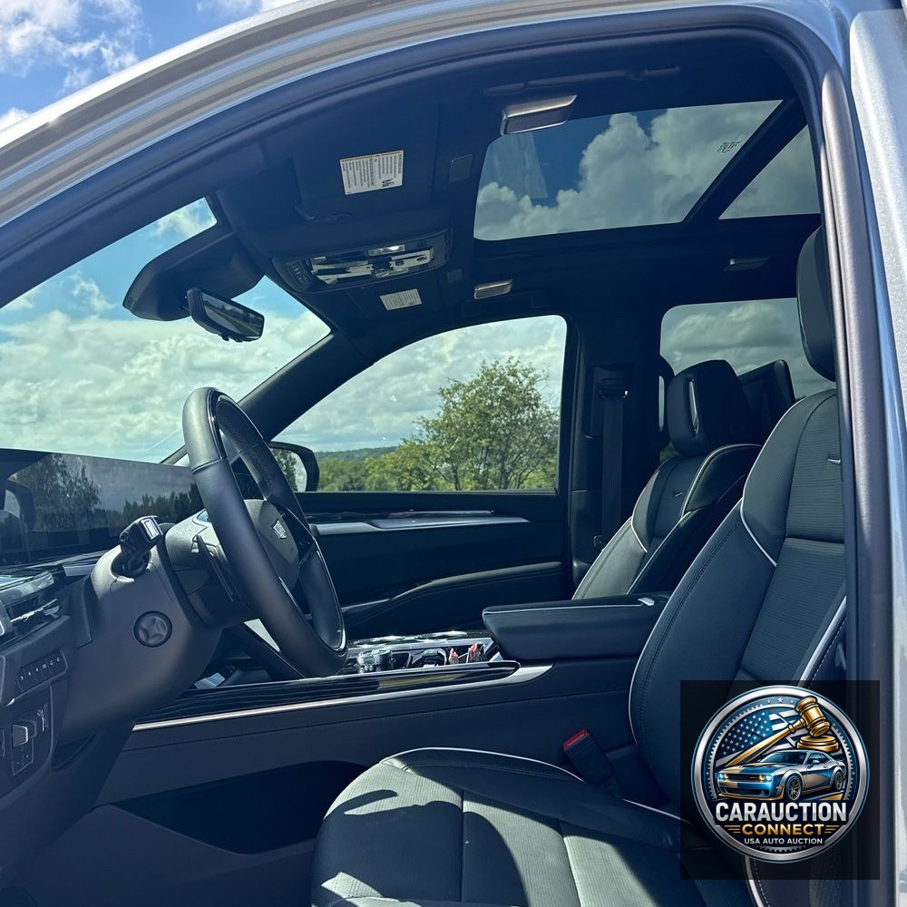 2025 Cadillac Escalade ESV Sport
