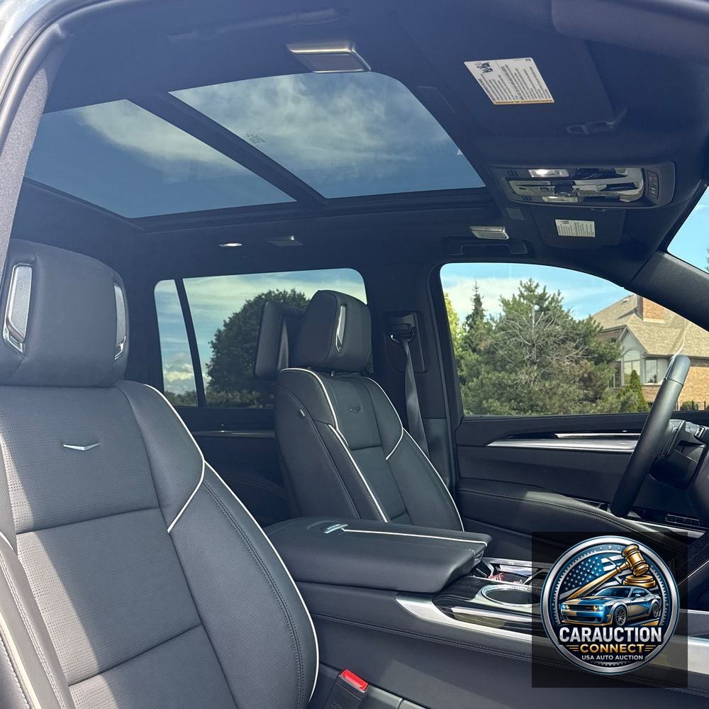 2025 Cadillac Escalade ESV Sport