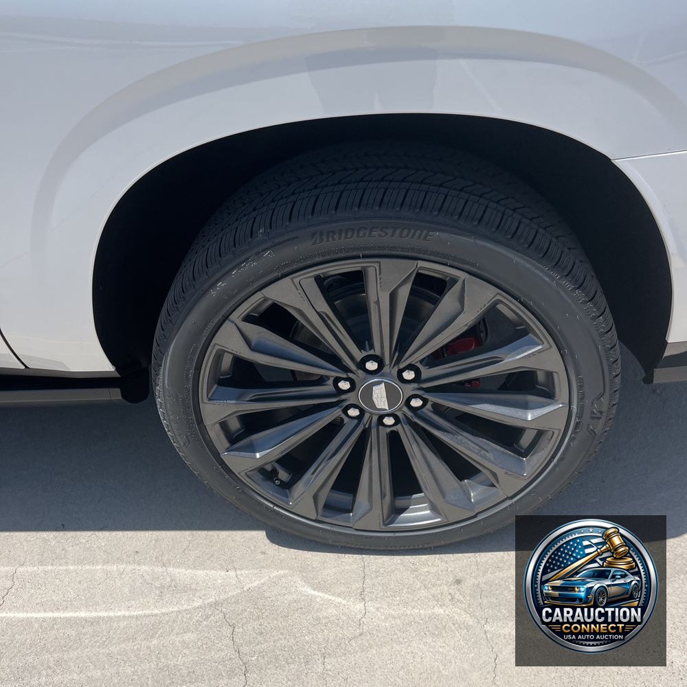 2025 Cadillac Escalade-V ESV Base