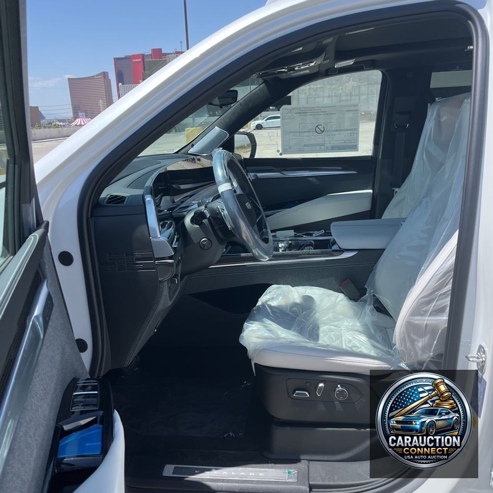 2025 Cadillac Escalade-V ESV Base