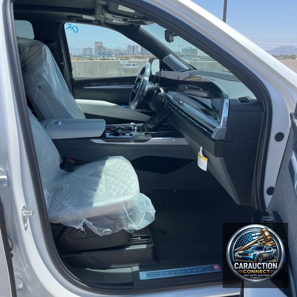 2025 Cadillac Escalade-V ESV Base