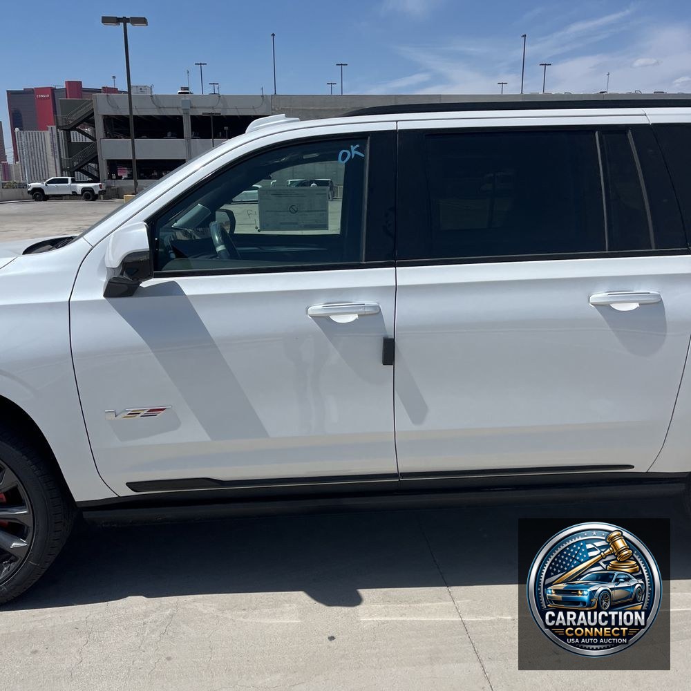 2025 Cadillac Escalade-V ESV Base