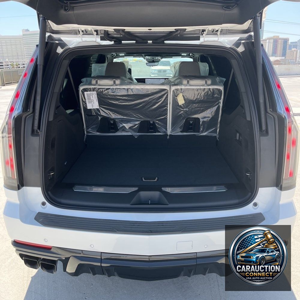 2025 Cadillac Escalade-V ESV Base