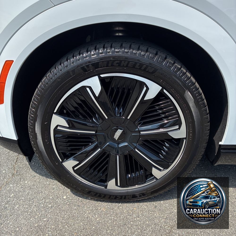 2025 Cadillac Escalade IQ Sport 2