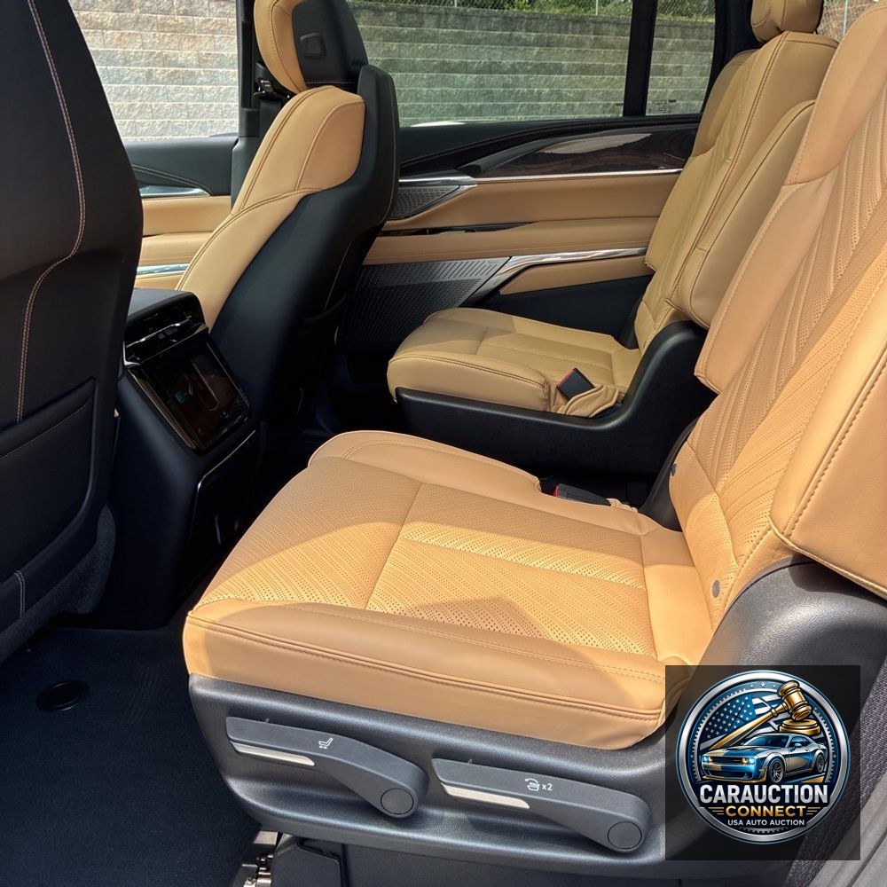 2025 Cadillac Escalade IQ Sport 2