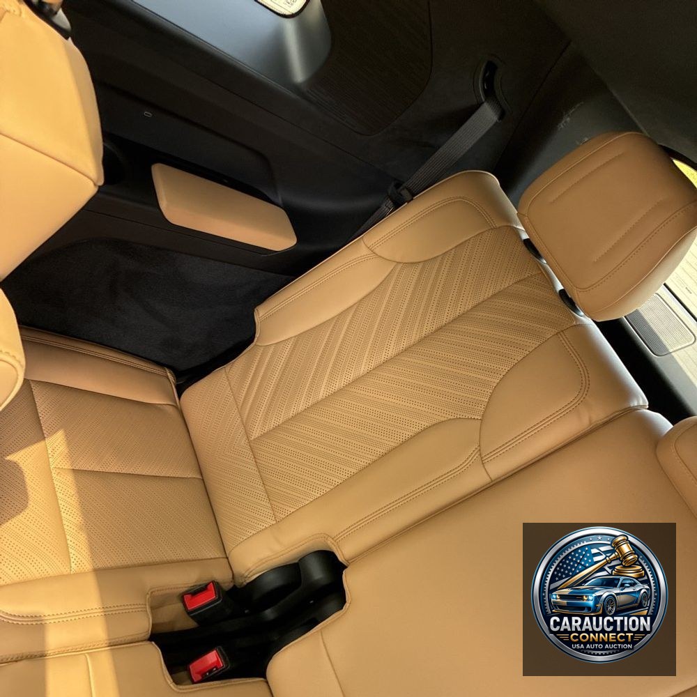 2025 Cadillac Escalade IQ Sport 2