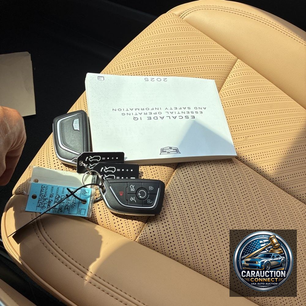 2025 Cadillac Escalade IQ Sport 2